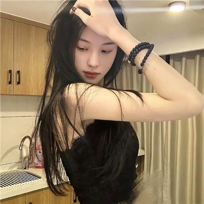 笼里的女人